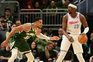 NBA马刺vs老鹰_NBA马刺vs老鹰免下载直播_NBA马刺vs老鹰网页直接观看