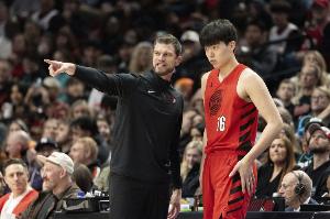 上海申花VS浙江俱乐部绿城_上海申花VS浙江俱乐部绿城高清直播_上海申花VS浙江俱乐部绿城在线观看无插件