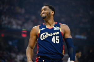 NBA尼克斯vs马刺_NBA尼克斯vs马刺免费观看_NBA尼克斯vs马刺高清无插件直播